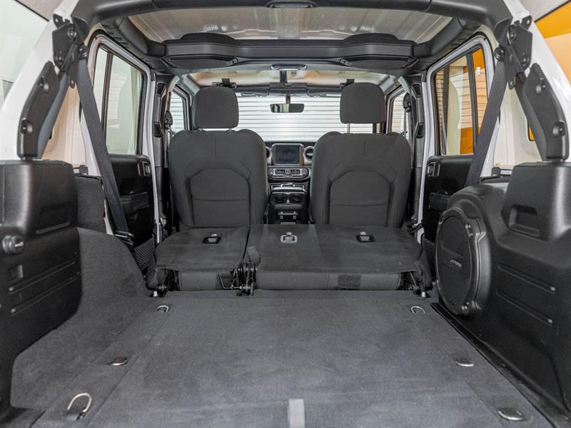 jeep Wrangler 2022 - 28
