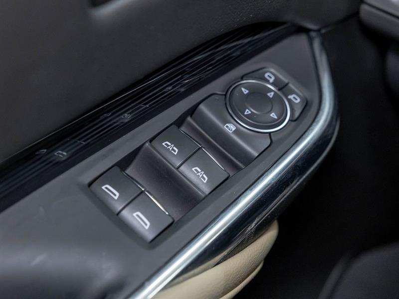cadillac XT4 2024 - 25