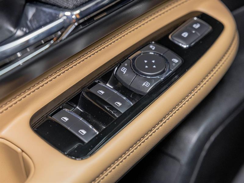 lincoln Corsair 2021 - 25