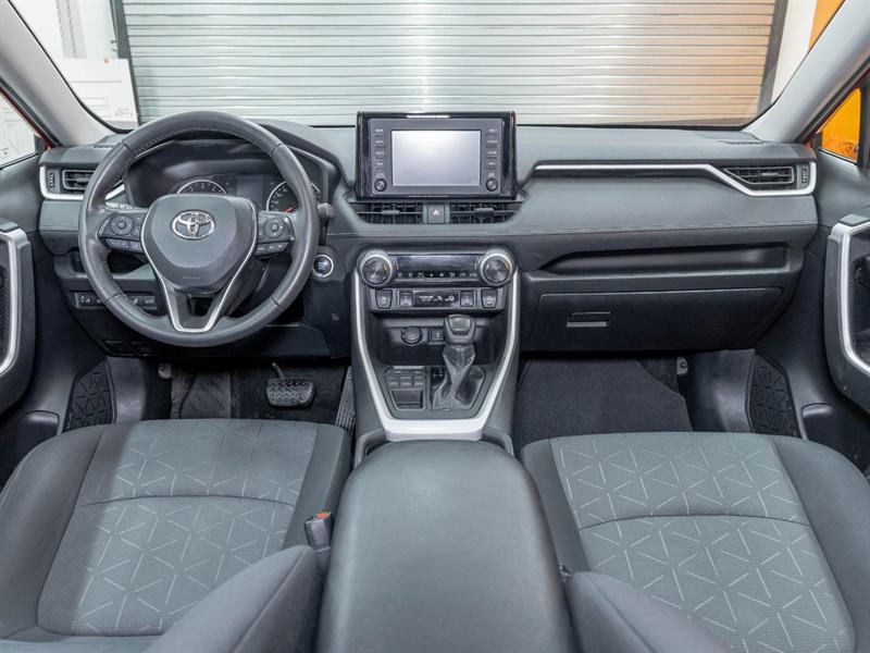 toyota RAV4 2021 - 12