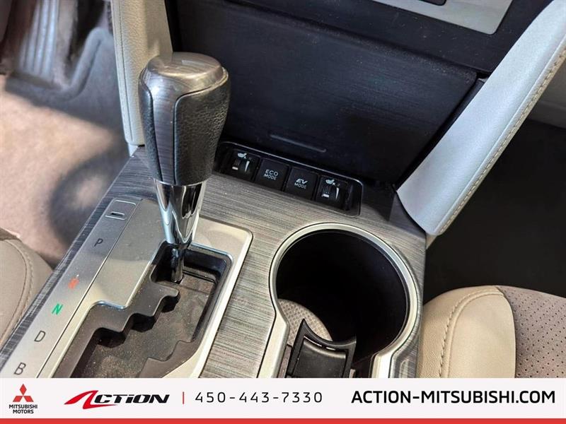 toyota Camry Hybrid 2012 - 23