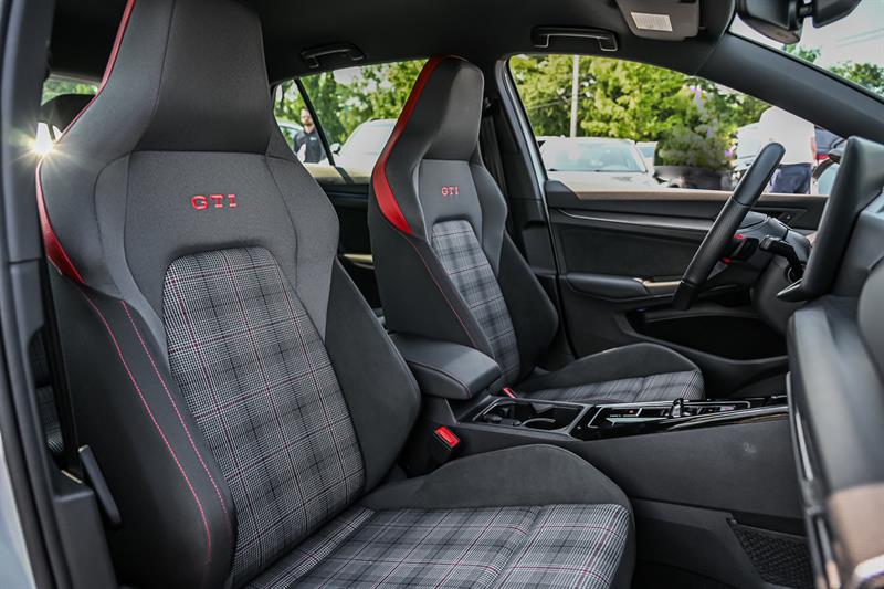 volkswagen Golf GTI 2025 - 31