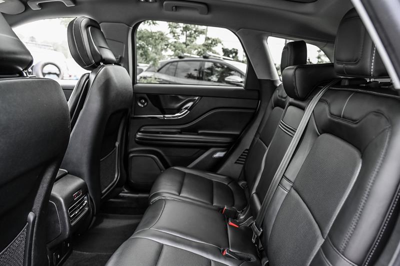 lincoln Corsair 2022 - 26