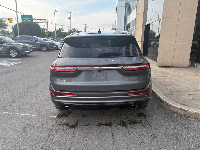 lincoln Corsair 2022 - 9