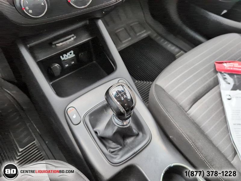 kia Forte 2015 - 19