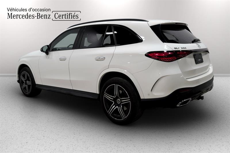 mercedes-benz GLC300 2023 - 4