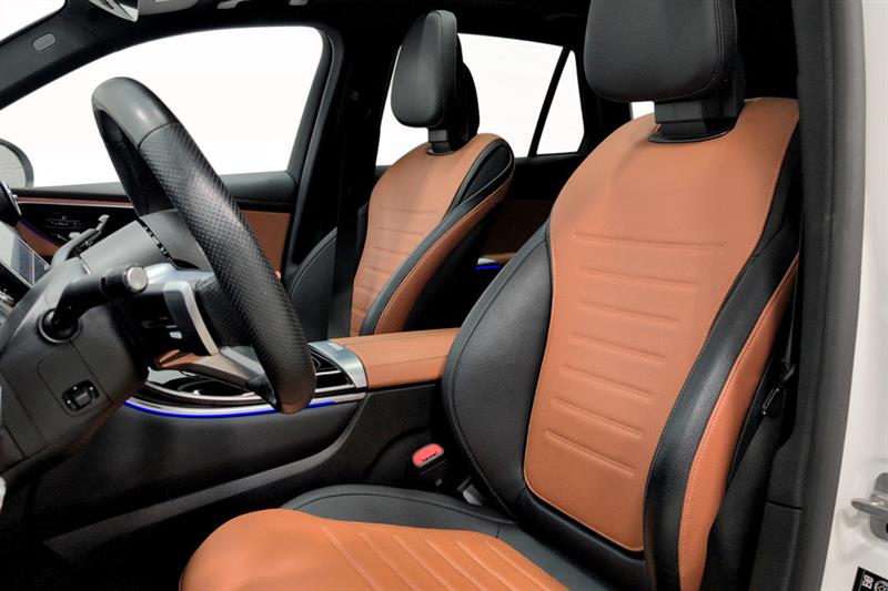mercedes-benz GLC300 2023 - 10