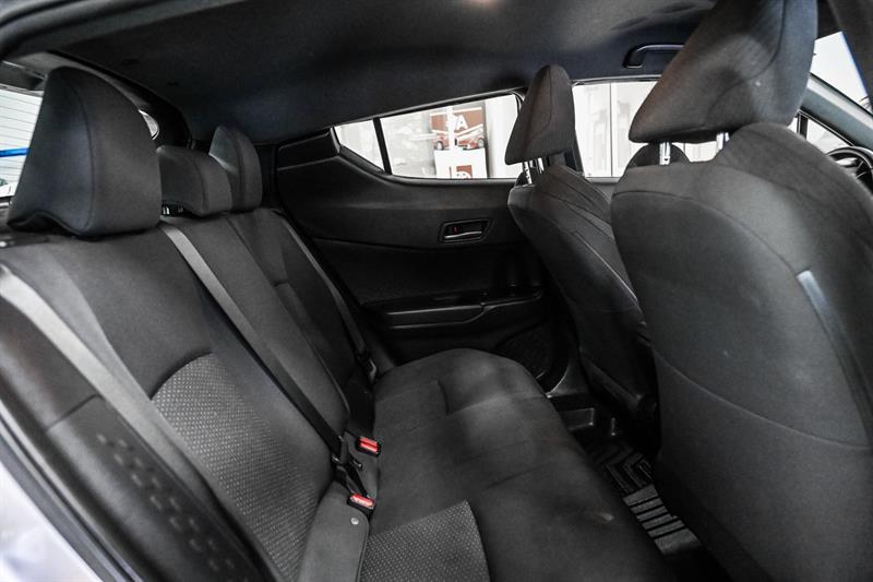 2018 Toyota C-HR - Image 26