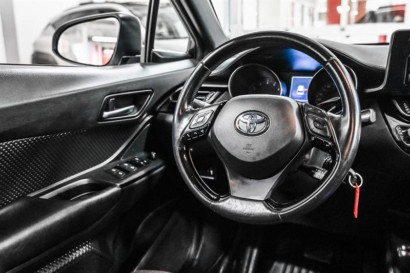 2018 Toyota C-HR - Image 28