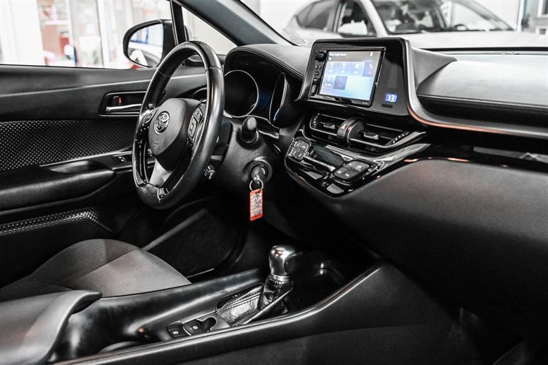 2018 Toyota C-HR - Image 30