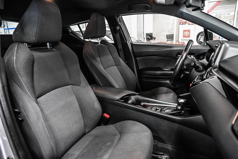 2018 Toyota C-HR - Image 31