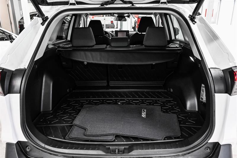 toyota RAV4 2022 - 16