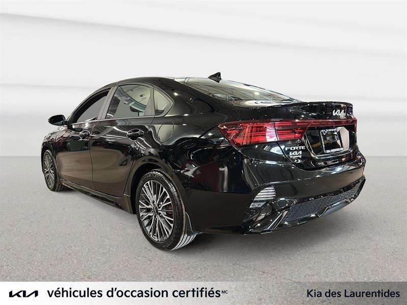 kia Forte 2022 - 14