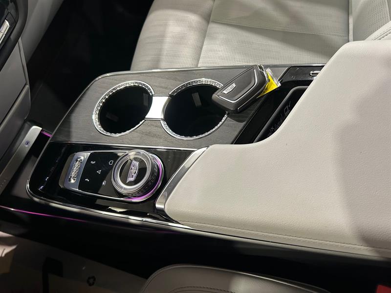 cadillac LYRIQ 2023 - 25
