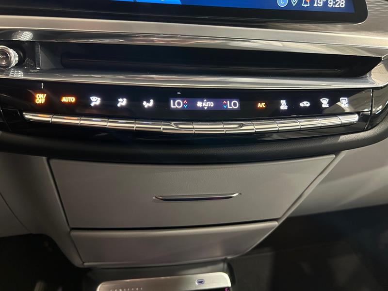 cadillac LYRIQ 2023 - 26