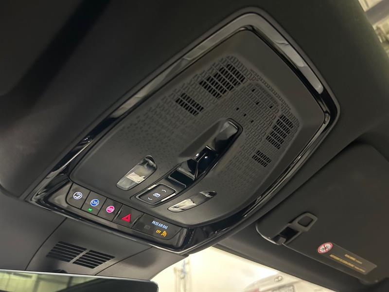 cadillac LYRIQ 2023 - 29