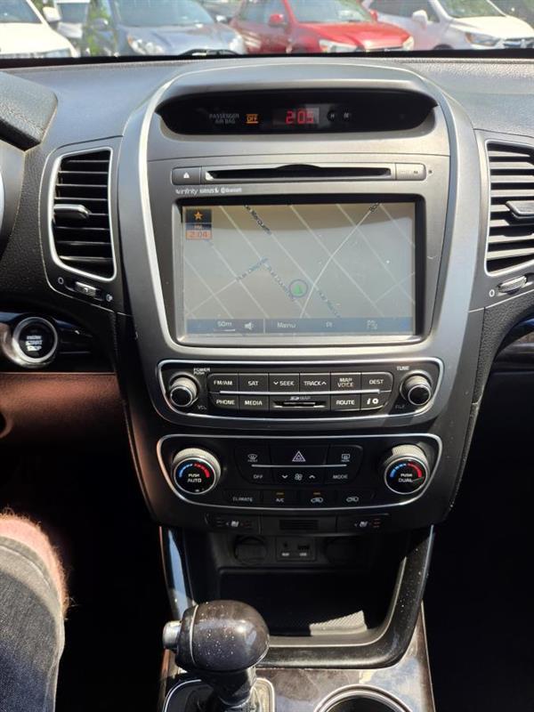 kia Sorento 2014 - 24