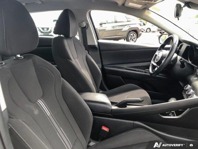 hyundai Elantra 2022 - 21