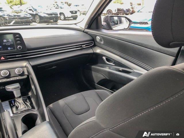 hyundai Elantra 2022 - 24