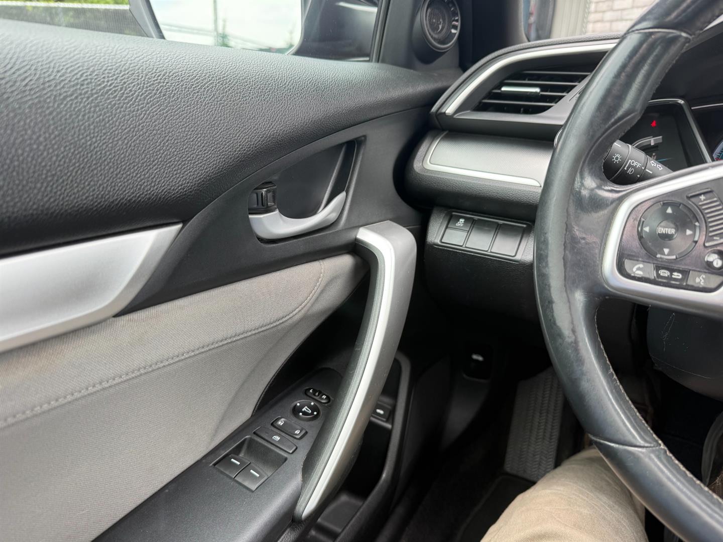 honda Civic Coupé 2017 - 24