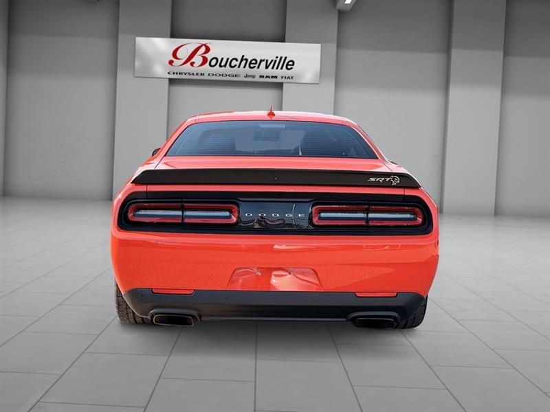 dodge Challenger 2023 - 6