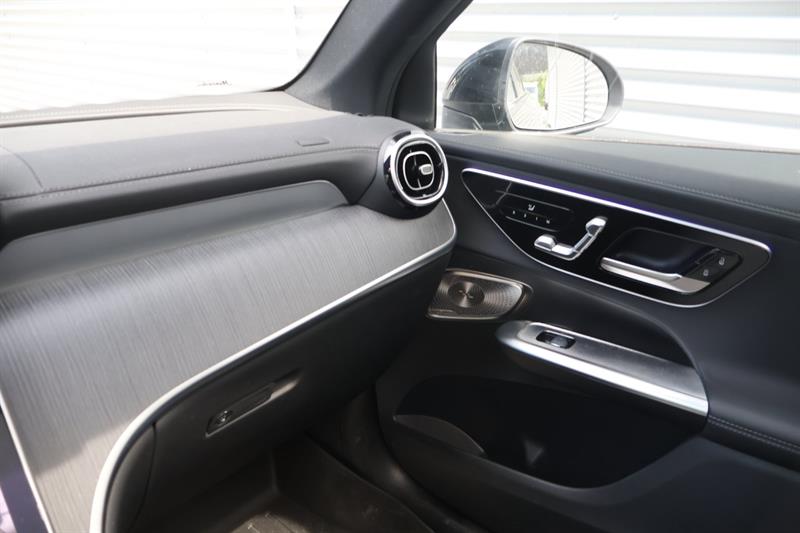 mercedes-benz GLC 2024 - 17