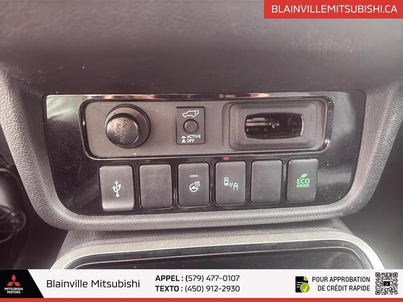 mitsubishi Outlander 2020 - 16