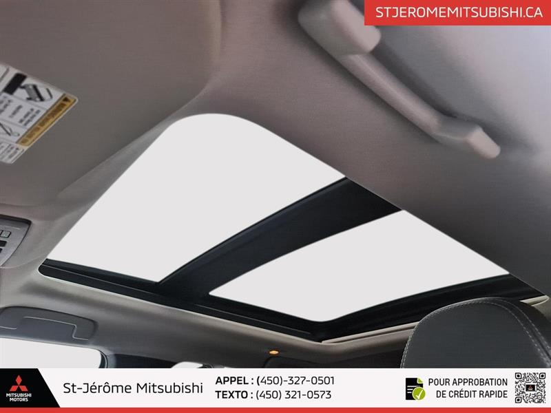 mitsubishi Outlander 2022 - 27