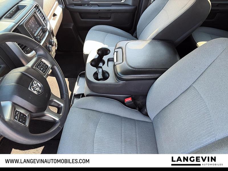 ram 1500 Classic 2023 - 12