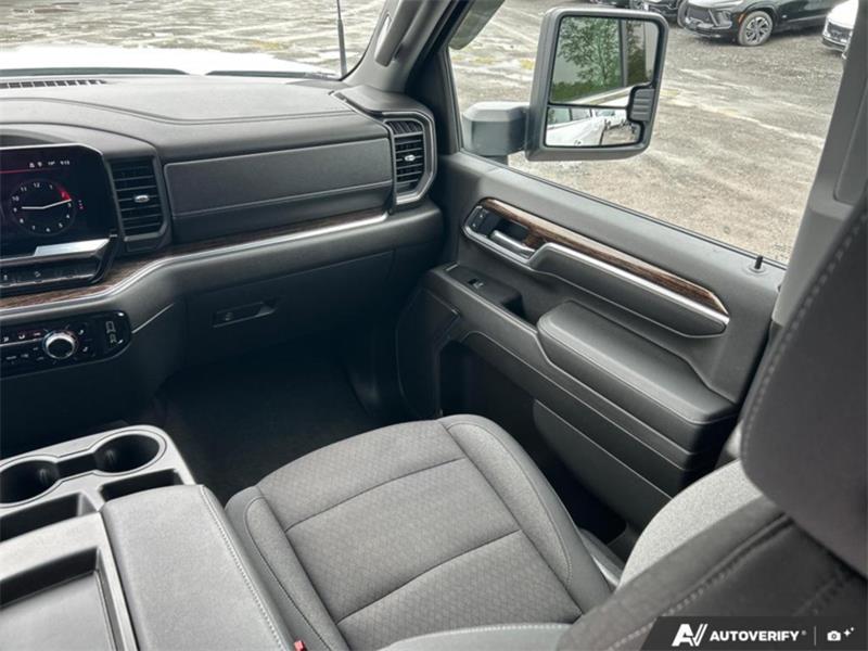 gmc Sierra 2500HD 2025 - 28