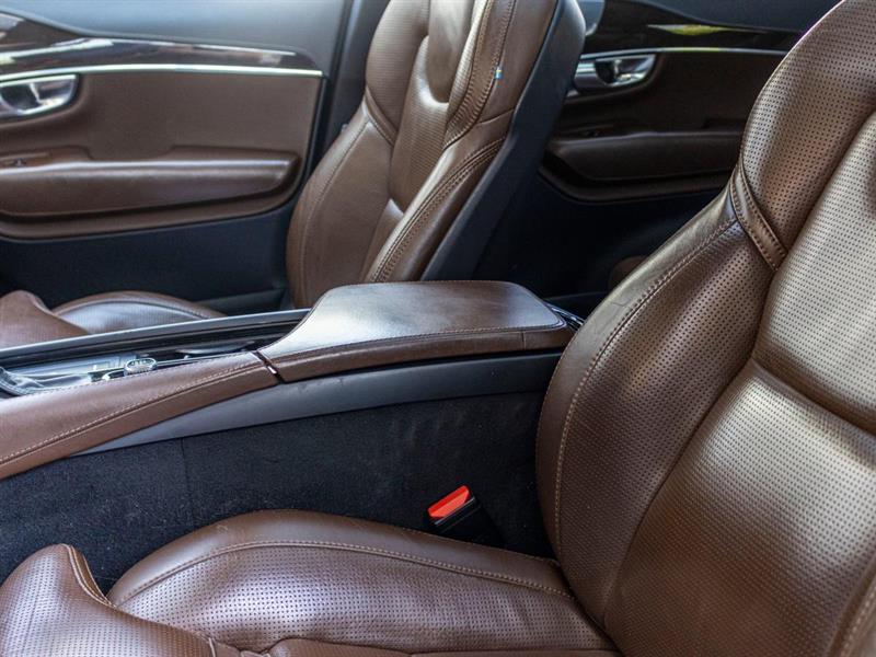 volvo XC90 2019 - 31