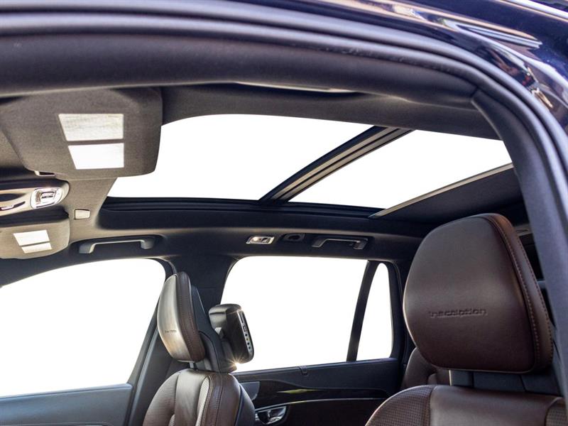 volvo XC90 2019 - 32