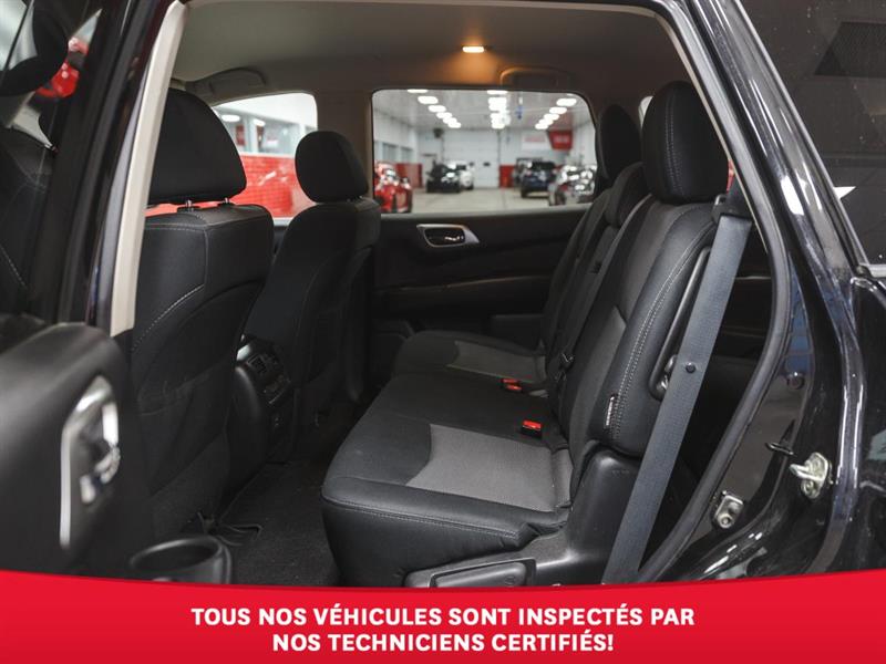 nissan Pathfinder 2018 - 17
