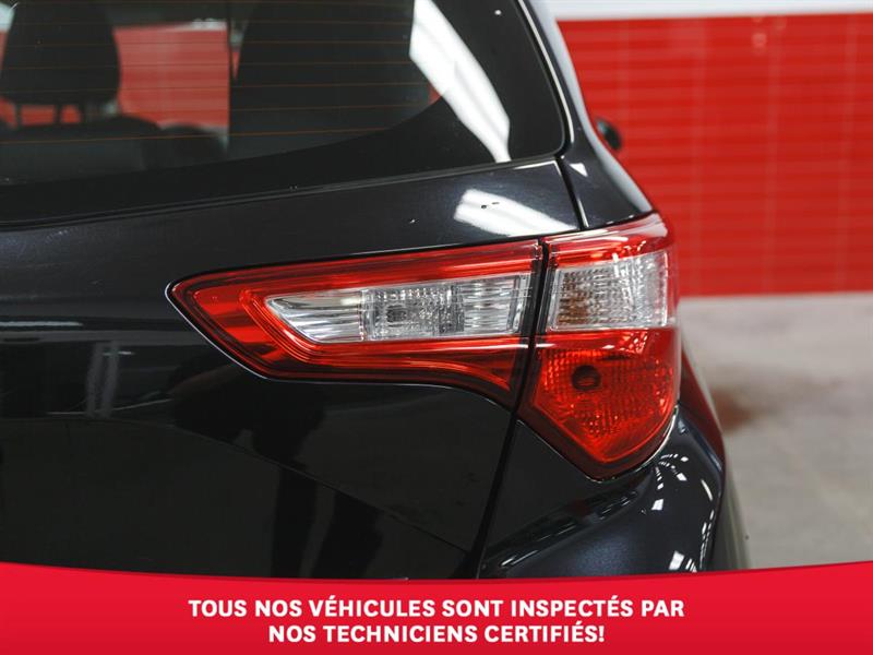 toyota Yaris Hatchback 2019 - 14