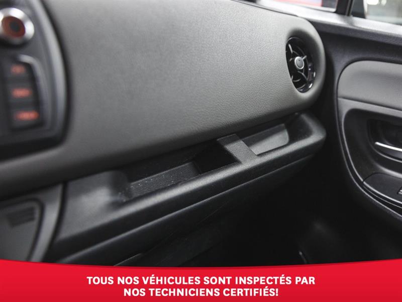 toyota Yaris Hatchback 2019 - 29