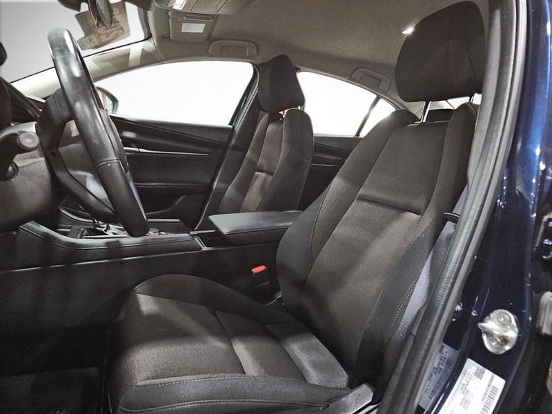 mazda Mazda3 2022 - 9