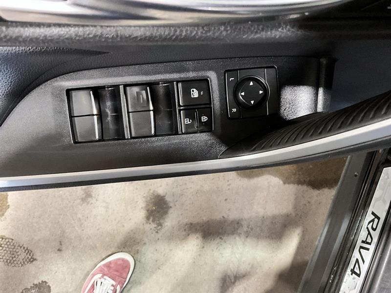 toyota RAV4 2019 - 13