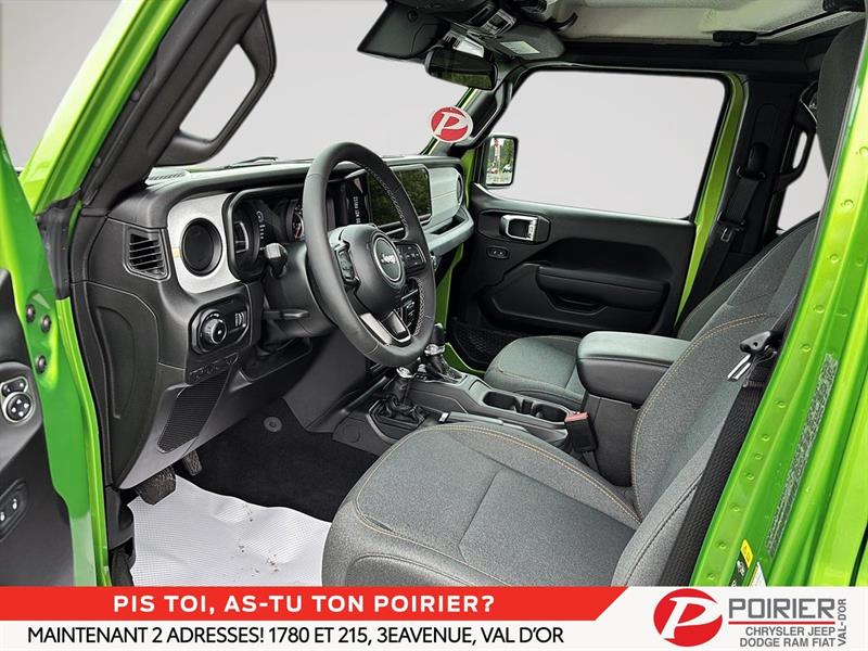 jeep Wrangler 2025 - 13