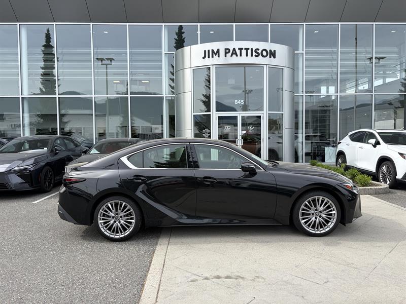 lexus IS 2022 - 8