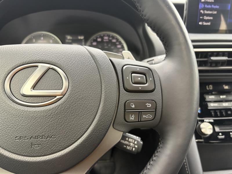 lexus IS 2022 - 11