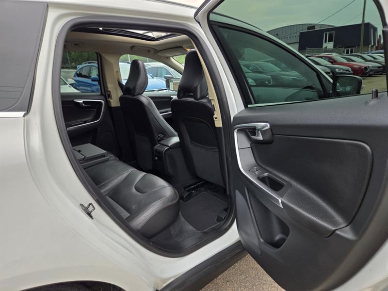 volvo XC60 2013 - 17