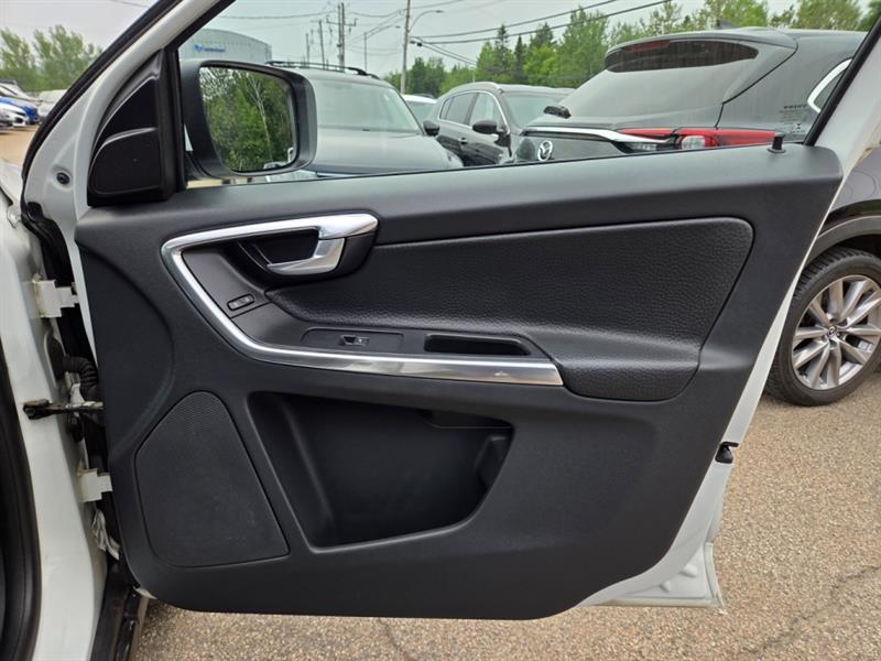 volvo XC60 2013 - 22