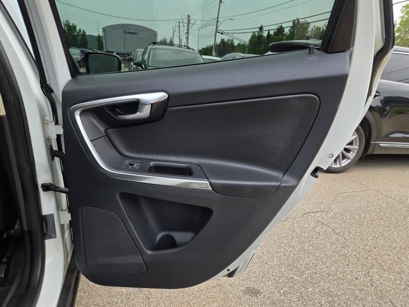volvo XC60 2013 - 23