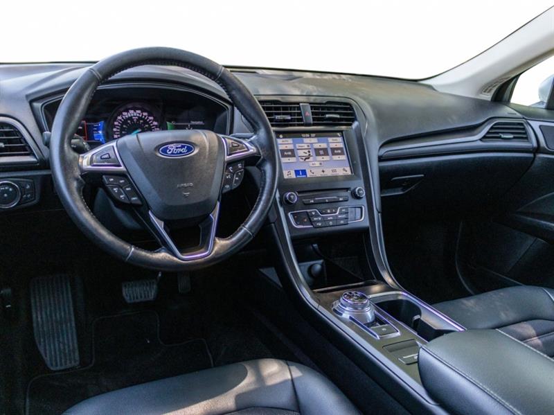 ford Fusion 2018 - 9