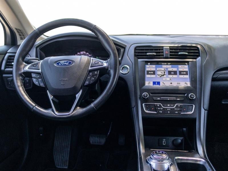 ford Fusion 2018 - 14