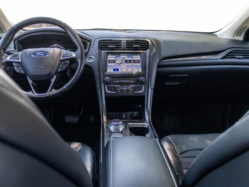 ford Fusion 2018 - 23