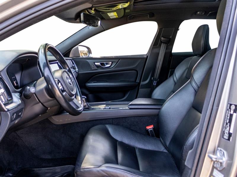 volvo S60 2019 - 12