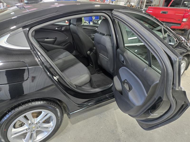 chevrolet Cruze 2018 - 17