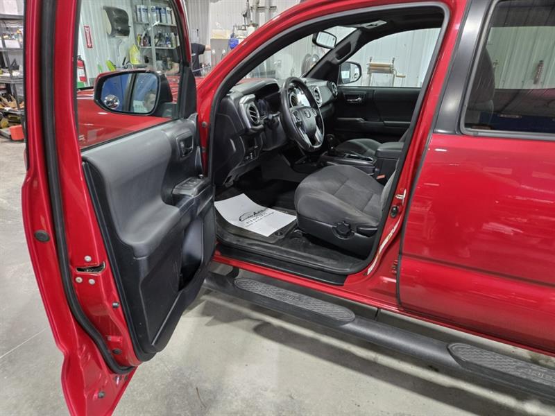 toyota Tacoma 2016 - 11
