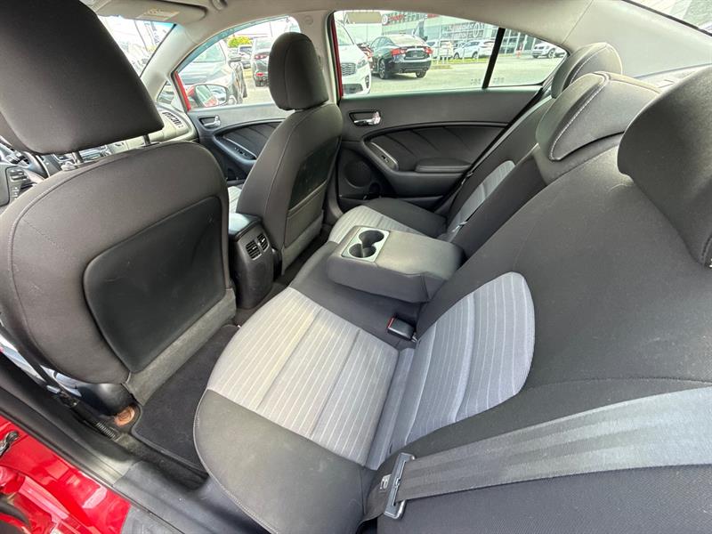 kia Forte 2015 - 19